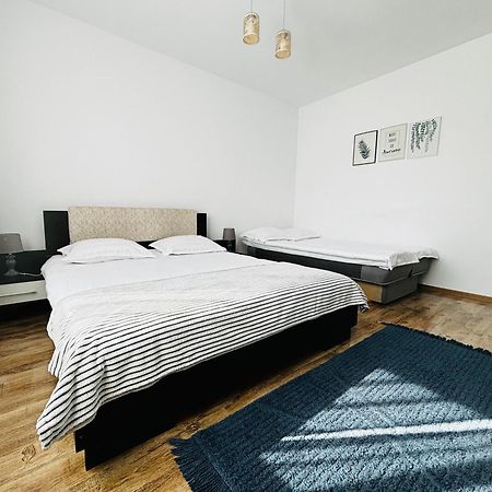 Das Home Rîşnov Kültér fotó