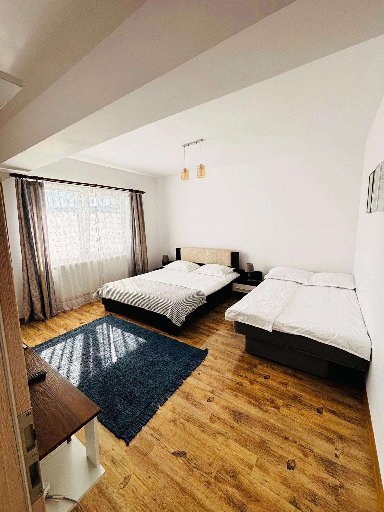 Das Home Rîşnov Kültér fotó