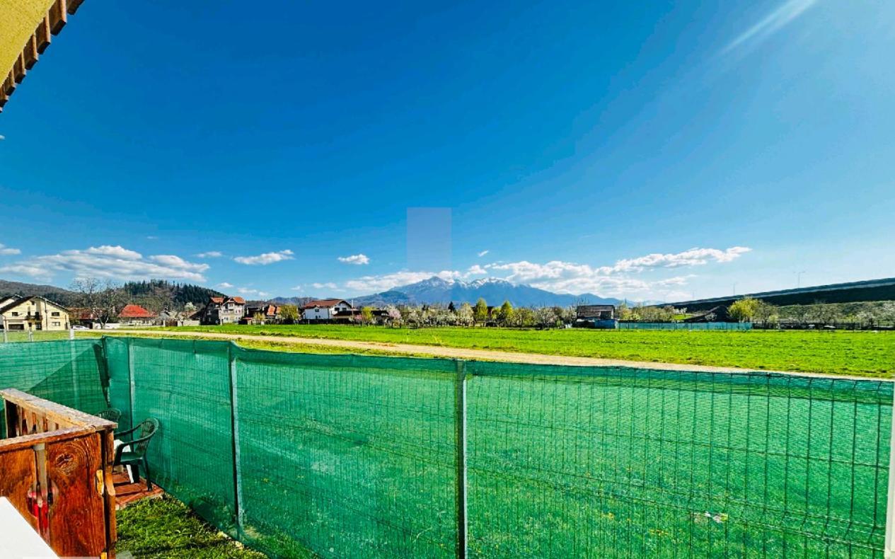 Das Home Rîşnov Kültér fotó